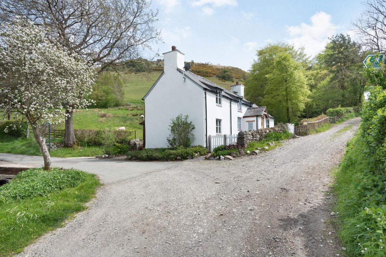 Pen Y Bont Villa Ланголен Екстериор снимка